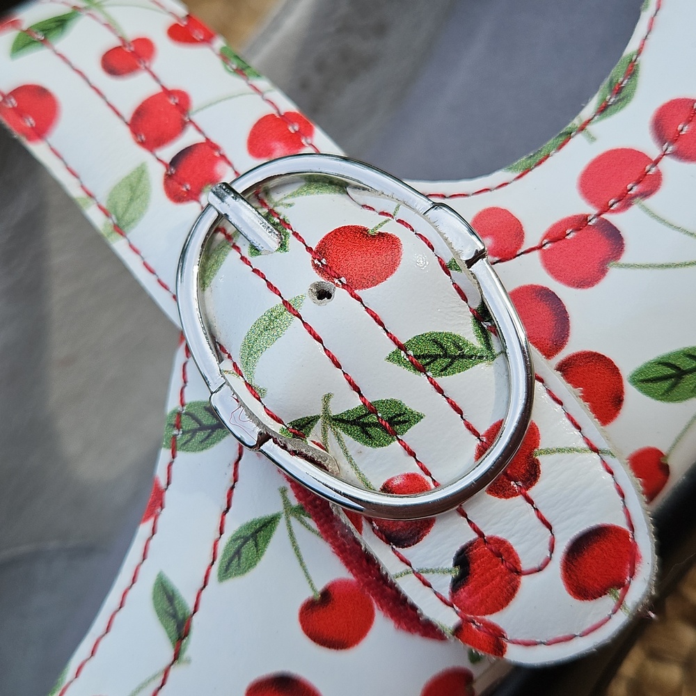 Alegria Cherry Print MaryJane Platform Shoes‎ Sample Size 7 - Picture 8 of 16